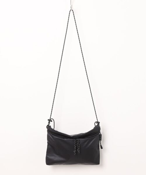 Gramicci(グラミチ)の「【63】【GRAMICCI】MICRO RIPSTOP SACOCHE(ショルダーバッグ・レディース・オリーブ/ダークネイビー/アイボリー/ダークベージュ・FREE)」の4枚目の写真