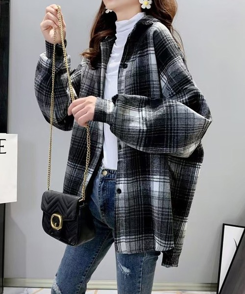 SpRay（スプレイ）の「フェイクウールチェックシャツ（シャツ/ブラウス・レディース・ホワイト/ブラウン/グレー/ネイビー/アイボリー・FREE）」の3枚目の写真