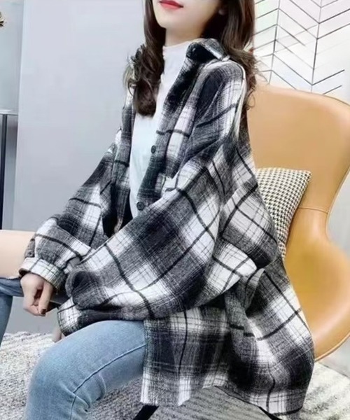 SpRay（スプレイ）の「フェイクウールチェックシャツ（シャツ/ブラウス・レディース・ホワイト/ブラウン/グレー/ネイビー/アイボリー・FREE）」の6枚目の写真