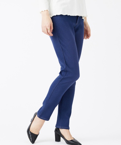 BELLUNA PLUS（ベルーナ）の「裏ベロアストレッチデニムパンツ６８丈（デニムパンツ・レディース・ブラック/インディゴブルー/ブルー/ブラック系2・SMALL/MEDIUM/LARGE/X-LARGE）」の15枚目の写真