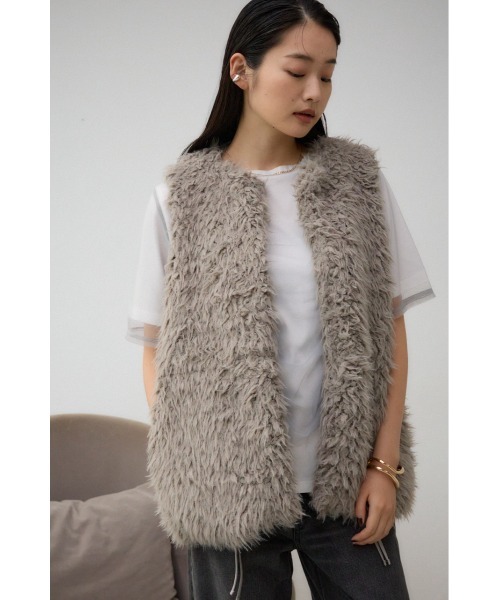 セール】プードルフェイクファーベスト（ベスト）｜AZUL BY