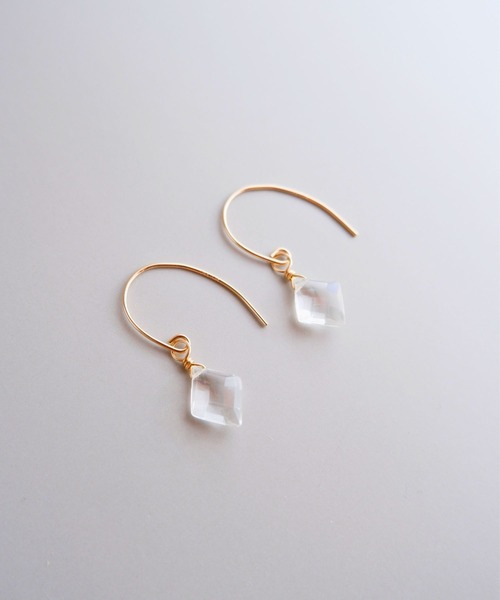 CERCA(チェルカ)の「SARINOHANA/ダイヤカット天然石ピアス/14金ゴールドフィルド(ピアス(両耳用)・レディース・B/A/F/E/D/C/G/I/H・FREE)」の1枚目の写真