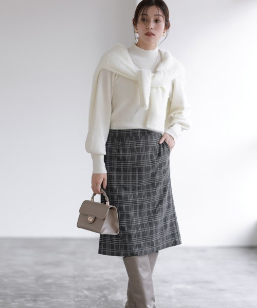 Pierrot（ピエロ）の「ミドル丈 柄が選べるカシミヤタッチIラインスカート（スカート・レディース・チェック/ブラック/グレイッシュベージュ・M/L）」の5枚目の写真