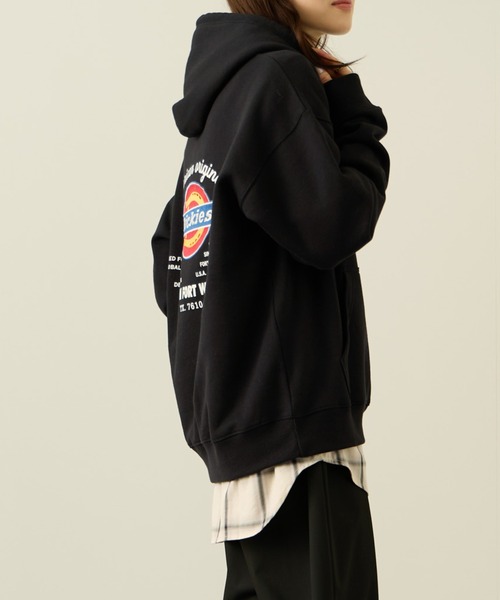 Dickies（ディッキーズ）の「【別注限定展開】Dickies 裏起毛 ロゴ刺繍/プリント プルオーバーパーカー（パーカー・メンズ・ライトグレー/ブラック/ブルーグリーン/ホワイト/ブラック系1/ブラウン/ブルー系1/アッシュ・M/XXL/XL/L）」の16枚目の写真