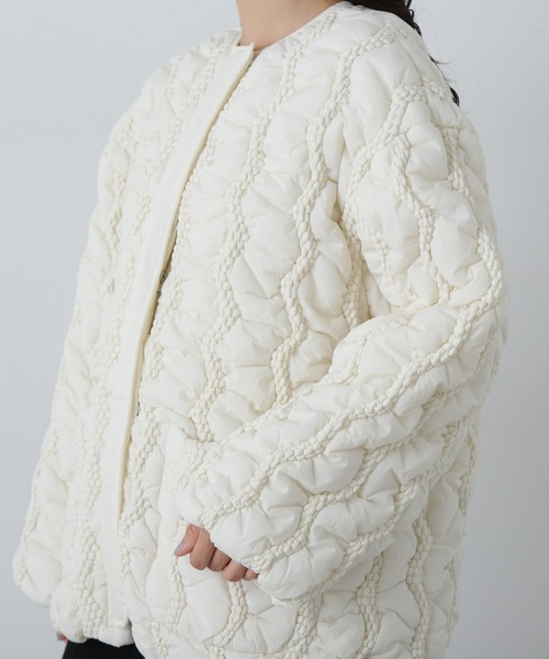 N.（N. Natural Beauty Basic）（エヌエヌナチュラルビューティーベーシック）の「◆キルティングジャケット（ナイロンジャケット・レディース・オフホワイト/ブラック・MEDIUM）」の5枚目の写真