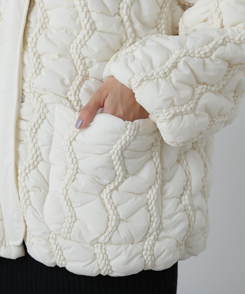 N.（N. Natural Beauty Basic）（エヌエヌナチュラルビューティーベーシック）の「◆キルティングジャケット（ナイロンジャケット・レディース・オフホワイト/ブラック・MEDIUM）」の6枚目の写真