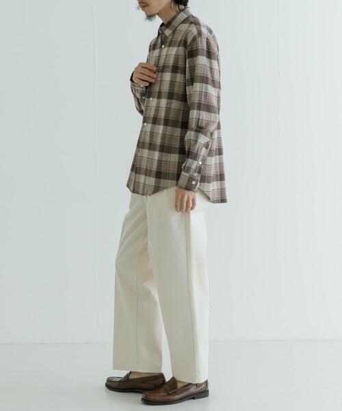 URBAN RESEARCH（アーバンリサーチ）の「『UR TECH』『蓄熱』起毛レギュラーシャツ（シャツ/ブラウス・メンズ・ベージュ/ネイビー/オフホワイト/ブルー系その他・SMALL/MEDIUM/LARGE）」の14枚目の写真