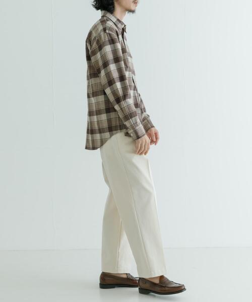 URBAN RESEARCH（アーバンリサーチ）の「『UR TECH』『蓄熱』起毛レギュラーシャツ（シャツ/ブラウス・メンズ・ベージュ/ネイビー/オフホワイト/ブルー系その他・SMALL/MEDIUM/LARGE）」の12枚目の写真