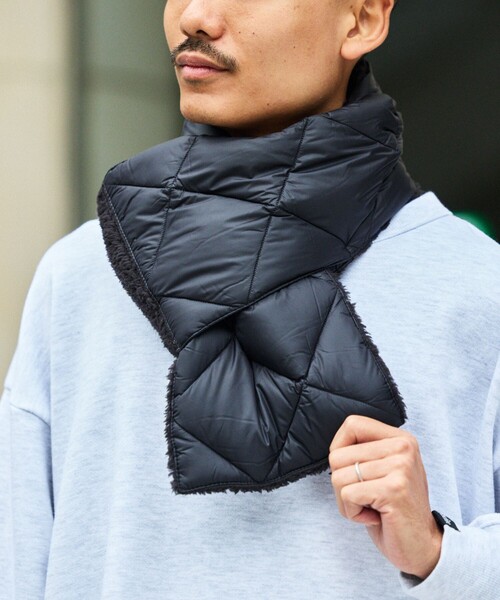 FREAK'S STORE(フリークスストア)の「TAION/タイオン 限定展開 CITY RV DOWN SCARF / シティ リバーシブル ダウンマフラー / TAION-R201CI(マフラー・メンズ・ブラック/オリーブ・フリ-)」の1枚目の写真