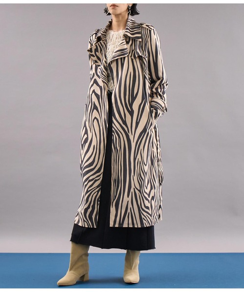 Settimissimo（セッティミッシモ）の「ITALY スエードタッチ アニマルプリント トレンチコート ロング（トレンチコート・レディース・ベージュ/キャメル・FREE）」の6枚目の写真