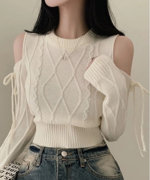 gossip！ロサンゼルス（ゴシップロサンゼルス）の「Y2K 肩見せ  リボンカットジャガードニット（ニット/セーター・レディース・ブラック/ワイン/オフホワイト・FREE）」の13枚目の写真