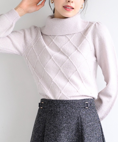 MISCH MASCH(ミッシュマッシュ)の「ラメフラッフィーダイヤ柄オフタートルニット/MM448323(ニット/セーター・レディース・ピンク/ブルー/ベージュ・フリ-)」の2枚目の写真