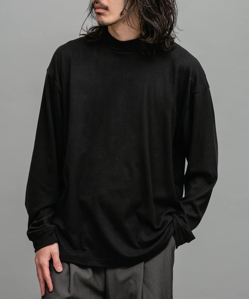 URBAN RESEARCH Sonny Label(アーバンリサーチサニーレーベル)の「スーパーストレッチモックネックTシャツ(Tシャツ/カットソー・メンズ・ブラック/チャコールグレー/オフホワイト・MEDIUM/LARGE/X-LARGE)」の2枚目の写真