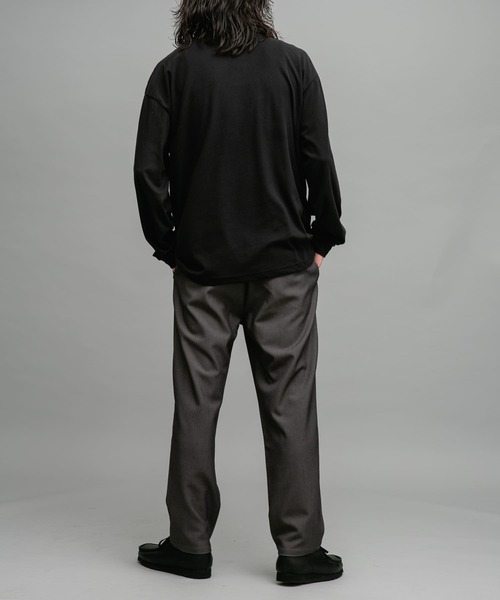 URBAN RESEARCH Sonny Label(アーバンリサーチサニーレーベル)の「スーパーストレッチモックネックTシャツ(Tシャツ/カットソー・メンズ・ブラック/チャコールグレー/オフホワイト・MEDIUM/LARGE/X-LARGE)」の20枚目の写真