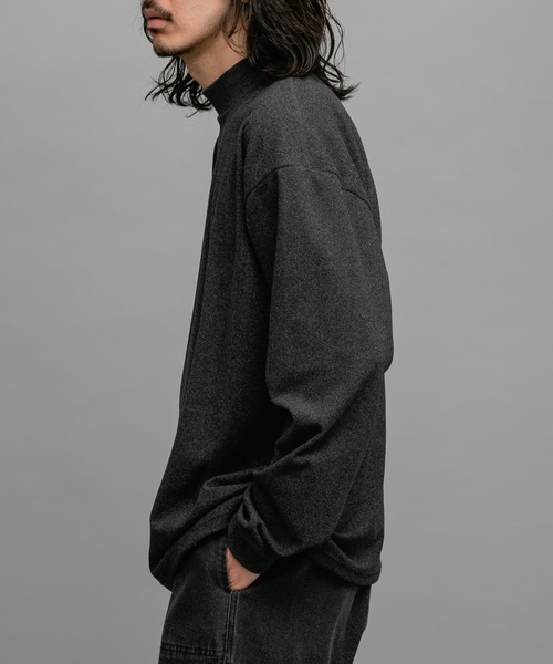 URBAN RESEARCH Sonny Label(アーバンリサーチサニーレーベル)の「スーパーストレッチモックネックTシャツ(Tシャツ/カットソー・メンズ・ブラック/チャコールグレー/オフホワイト・MEDIUM/LARGE/X-LARGE)」の22枚目の写真