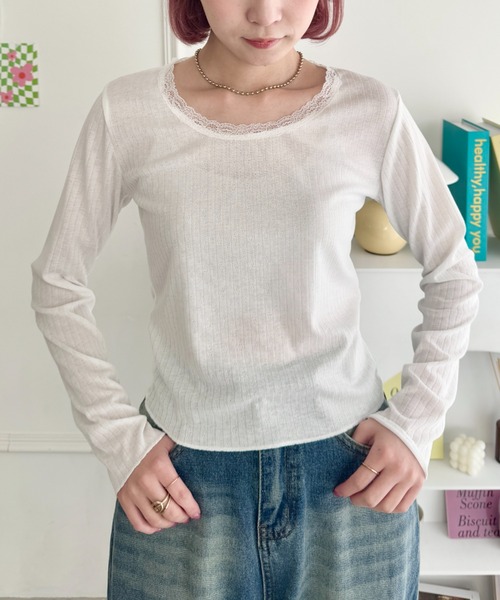 SOLLON.(ソルロン)の「レース付き長袖インナートップス(Tシャツ/カットソー・レディース・ホワイト/ブラック/アイボリー・FREE)」の4枚目の写真