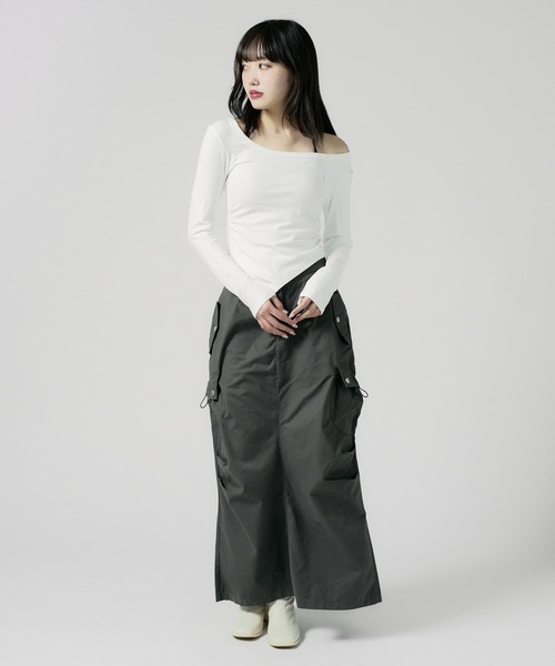 Chick（チック）の「Round Neck Side Gathered Cut and Sewn / ラウンドネック サイドギャザーカットソー（Tシャツ/カットソー・レディース・ホワイト/ブラック/ベージュ・FREE）」の7枚目の写真
