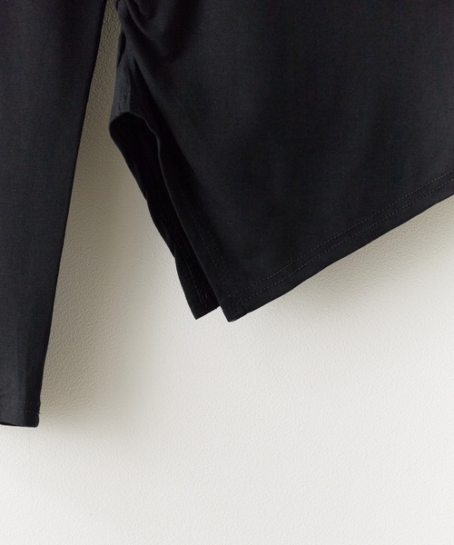 Chick（チック）の「Round Neck Side Gathered Cut and Sewn / ラウンドネック サイドギャザーカットソー（Tシャツ/カットソー・レディース・ホワイト/ブラック/ベージュ・FREE）」の22枚目の写真