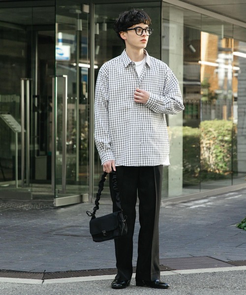 SENSE OF PLACE by URBAN RESEARCH（センスオブプレイスバイアーバンリサーチ）の「『ユニセックス』グラフチェックルーズシャツ（シャツ/ブラウス・メンズ・ベージュ/ホワイト/アイボリー・MEDIUM/LARGE）」の9枚目の写真