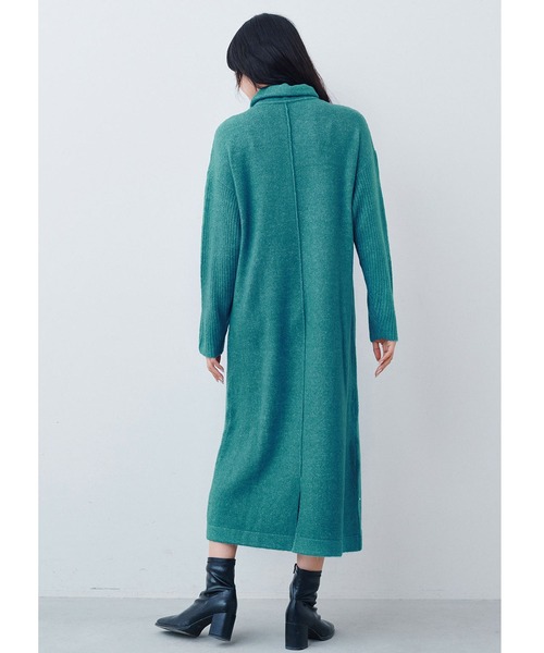 IEDIT（イディット）の「ＩＥＤＩＴ　ジュエルカラーでパッと華やぐハイネックニットワンピース（ワンピース・レディース・レッド/パープル/エメラルド・M/L/3L/LL/S）」の6枚目の写真