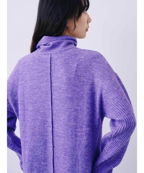 IEDIT（イディット）の「ＩＥＤＩＴ　ジュエルカラーでパッと華やぐハイネックニットワンピース（ワンピース・レディース・レッド/パープル/エメラルド・M/L/3L/LL/S）」の11枚目の写真