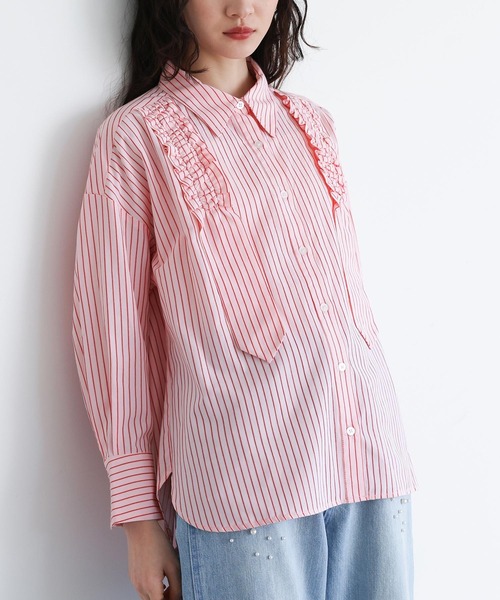 somari imagination（ソマリ イマジネーション）の「『ギャザーモチーフストライプシャツ』（シャツ/ブラウス・レディース・ブルー/ピンク・2/1）」の5枚目の写真