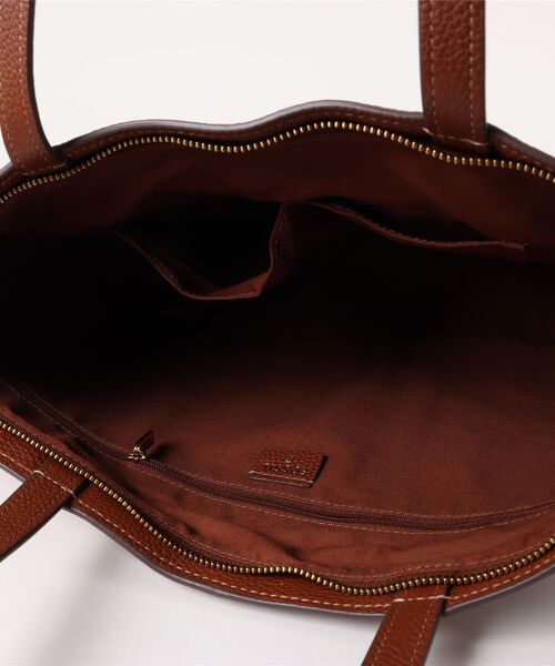 FOSSIL(フォッシル)の「フォッシル トートバッグ レディース レザー ブラウン A4収納可 ZB11105200(トートバッグ・レディース・ブラウン・FREE)」の4枚目の写真