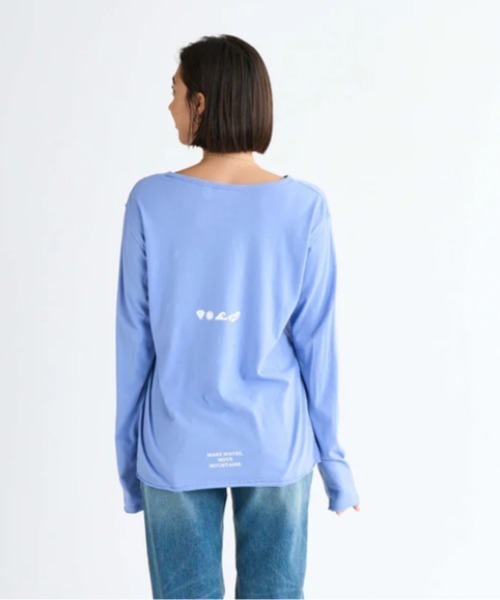 ROXY(ロキシー)の「BEACH FLEX /ロキシーワンポイントロゴ長袖Tシャツ(Tシャツ/カットソー・レディース・ブルー/ブラック/ピンク/ホワイト/イエロー・SMALL/MEDIUM/LARGE)」の16枚目の写真
