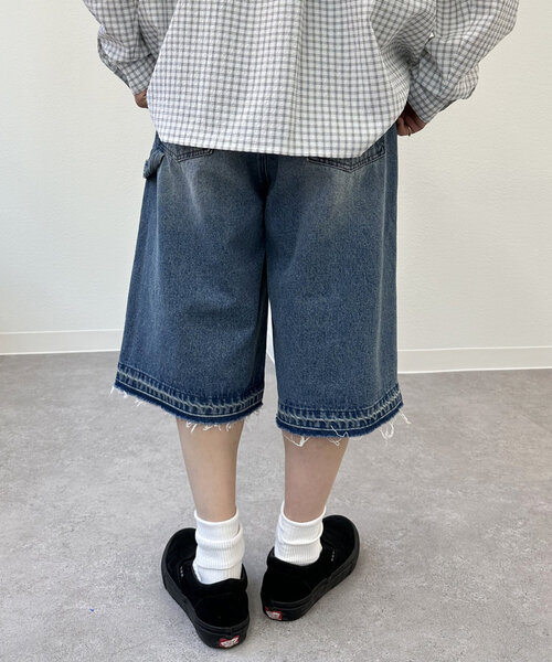 DISCOAT（ディスコート）の「【ユニセックス】デニムハーフパンツ（その他パンツ・レディース・ブラック/サックスブルー・LARGE/MEDIUM）」の22枚目の写真