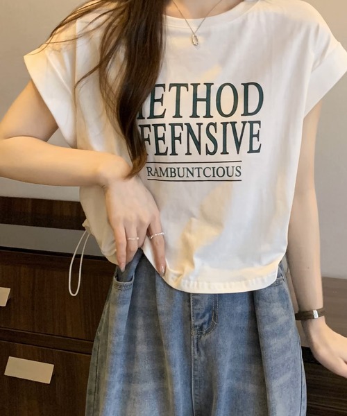 ALTROSE(アルトローズ)の「クロップド ドロスト Tシャツ ミニ丈 ちびT(Tシャツ/カットソー・レディース・グレー/ホワイト・FREE)」の3枚目の写真