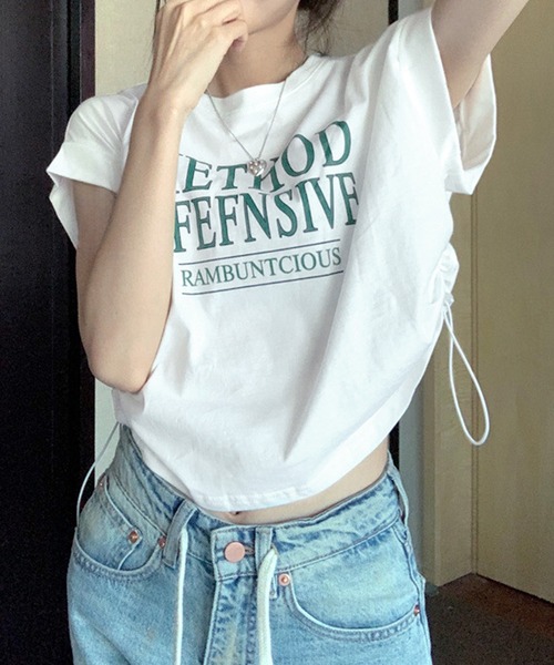 ALTROSE(アルトローズ)の「クロップド ドロスト Tシャツ ミニ丈 ちびT(Tシャツ/カットソー・レディース・グレー/ホワイト・FREE)」の7枚目の写真