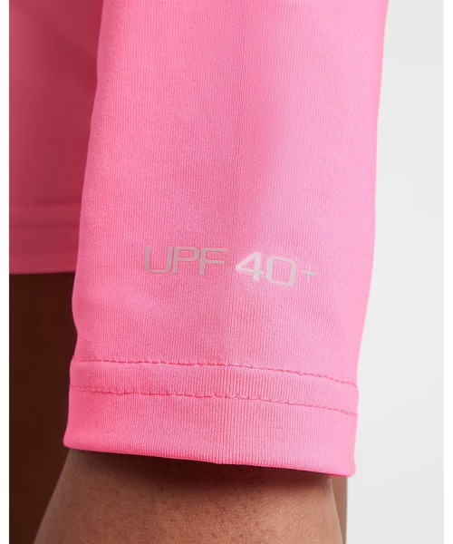 NIKE（ナイキ）の「NIKE/ナイキ ﾊﾞﾌﾞﾙNIKE L/Sﾊｲﾄﾞﾛｶﾞｰﾄﾞ キッズ UVケア ラッシュガード NESSF744（ラッシュガード・キッズ・ブラック/ホワイト/ピンク・130cm/140cm/150cm/160cm）」の15枚目の写真