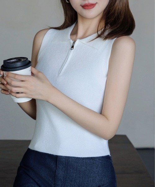 FINEnough（ファインナフ）の「ハーフジップリブニットノースリトップス（ニット/セーター・レディース・ベージュ/ブラック/ホワイト・FREE）」の9枚目の写真
