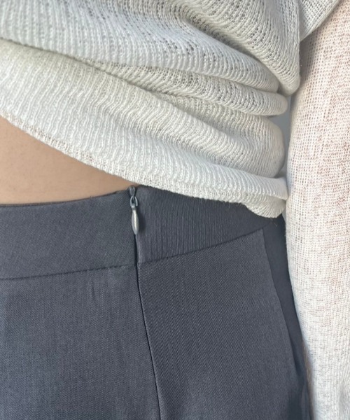 bita.(ビタ)の「サイドタックスラックスパンツ(スラックス・レディース・ブラック/グレー・SMALL/MEDIUM/LARGE)」の16枚目の写真