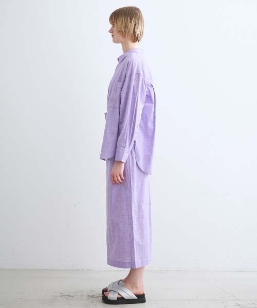 three dots(スリードッツ)の「コットンリネン シャツ(シャツ/ブラウス・レディース・ピンク系その他/ライトブルー/レッド/イエロー/ネイビー/ナチュラル/グリーン/パープル・SMALL)」の15枚目の写真
