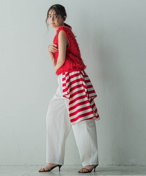 MAYSON GREY（メイソングレイ）の「ループフリンジニットベスト≪手洗い可能≫（ベスト・レディース・レッド/ベージュ・M）」の7枚目の写真