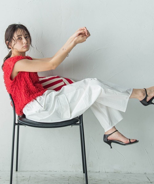 MAYSON GREY（メイソングレイ）の「ループフリンジニットベスト≪手洗い可能≫（ベスト・レディース・レッド/ベージュ・M）」の8枚目の写真