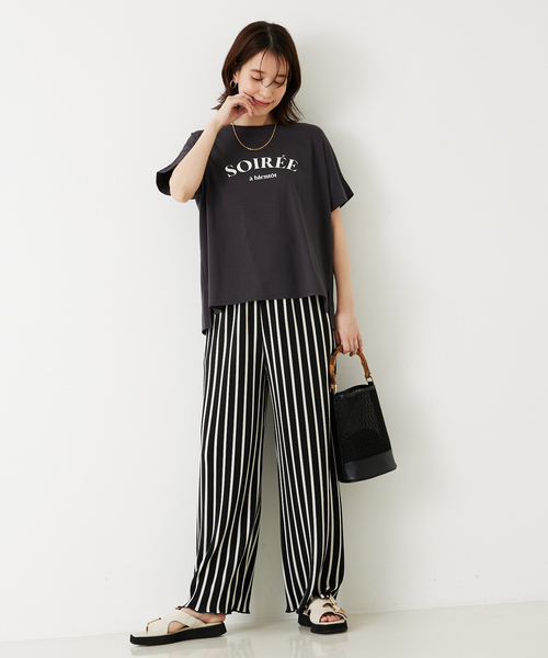 abahouse mavie（アバハウスマヴィ）の「ワイドロゴTシャツ/半袖（Tシャツ/カットソー・レディース・ホワイト系その他/グレー系その他/ホワイト系その他2/セージグリーン/グレー系その他2/ネイビー・フリー）」の15枚目の写真