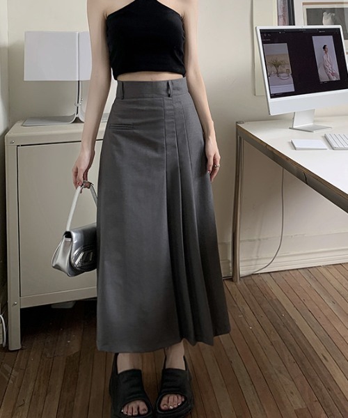 Vipoa(ヴィポア)の「asymmentry tuck skirt(スカート・レディース・ベージュ/グレー/ブラック・LARGE/MEDIUM)」の7枚目の写真