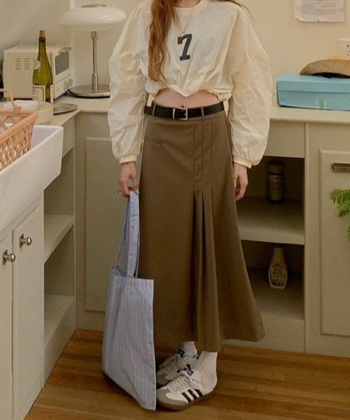 Vipoa(ヴィポア)の「asymmentry tuck skirt(スカート・レディース・ベージュ/グレー/ブラック・LARGE/MEDIUM)」の17枚目の写真