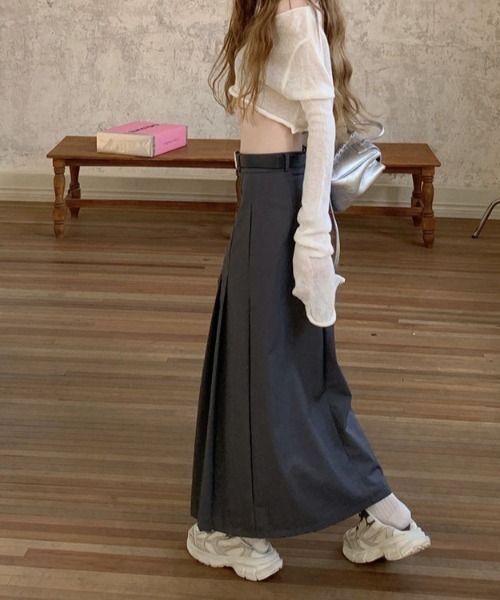 Vipoa(ヴィポア)の「asymmentry tuck skirt(スカート・レディース・ベージュ/グレー/ブラック・LARGE/MEDIUM)」の4枚目の写真