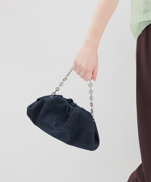 INNUE(イヌエ)の「INNUE / lasp pochette(クラスプポシェット)(ハンドバッグ・レディース・ブルー・FREE)」の7枚目の写真