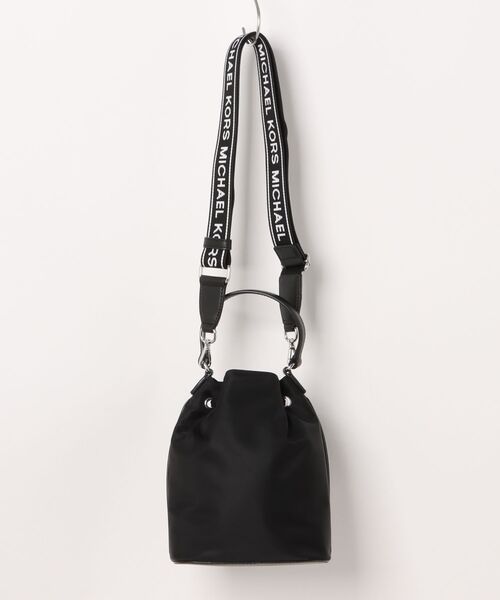 MICHAEL KORS（マイケルコース）の「KHAI ナイロン バケット バッグ スモール（ショルダーバッグ・レディース・ブラック・FREE）」の2枚目の写真