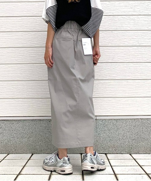 Q（キュー）の「ストレッチタイトスカート（スカート・レディース・グレー/ブラウン/ブラック・MEDIUM）」の2枚目の写真