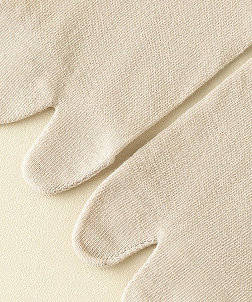 c.u.l（シーユーエル）の「ルーズ仕様 シアー 足袋ソックス ミドル丈靴下 cula1168（ソックス/靴下・レディース・アイボリー/ブラック/ホワイト/グレー/ベージュ・FREE）」の15枚目の写真