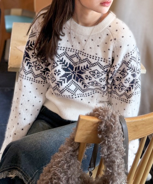mily bilet(ミウィビレット)の「【mily bilet】レトロ可愛く紡ぐ、冬物語。ノルディックドット柄ニットプルオーバー(長袖)(ニット/セーター・レディース・レッド/チャコールグレー/アイボリー・X-LARGE/SMALL/MEDIUM/LARGE)」の18枚目の写真