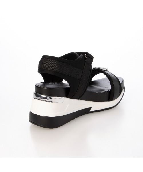 Realta(レアルタ)の「Realta(レアルタ)9cm厚底ソールビジューバックルベルクロサンダル(サンダル・レディース・ホワイト/ブラック/シルバー・M/L/S/LL)」の13枚目の写真
