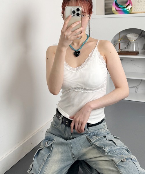 NANAHACHI(ナナハチ)の「カップ付きレースキャミソール(キャミソール・レディース・アイボリー/ブラック・FREE)」の4枚目の写真