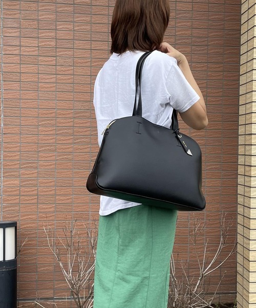 Legato Largo（レガートラルゴ）の「Legato Largo NEWかるいかばんフェイクレザーA4トート（トートバッグ・レディース・パープル/グレー系その他/ブルーグレー/ブラック/アイボリー/オリーブ/ライトブラウン・FREE）」の3枚目の写真
