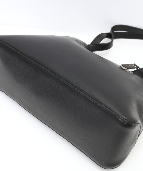 Legato Largo（レガートラルゴ）の「Legato Largo NEWかるいかばんフェイクレザーA4トート（トートバッグ・レディース・パープル/グレー系その他/ブルーグレー/ブラック/アイボリー/オリーブ/ライトブラウン・FREE）」の18枚目の写真